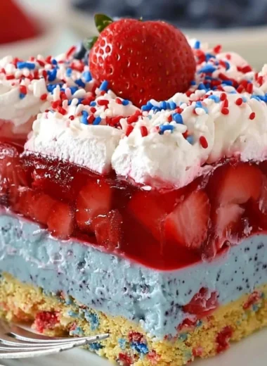 Delicious Summer Berry Dessert Lasagna with layers of fresh berries and creamy filling.