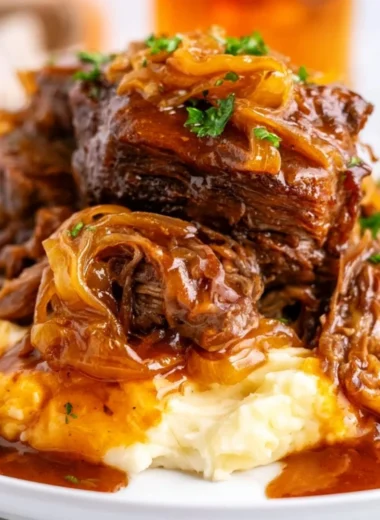 Delicious Slow Cooker French Onion Pot Roast with caramelized onions and herbs